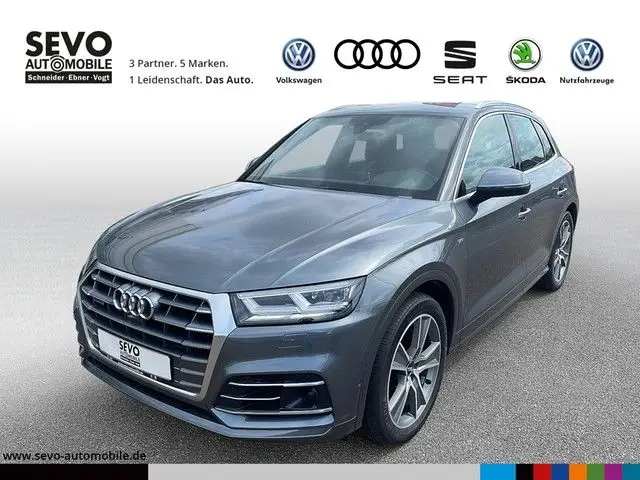 Photo 1 : Audi Q5 2018 Petrol