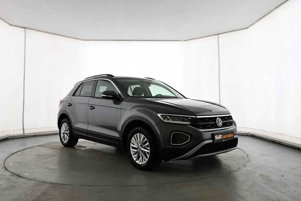 Photo 1 : Volkswagen T-roc 2023 Petrol