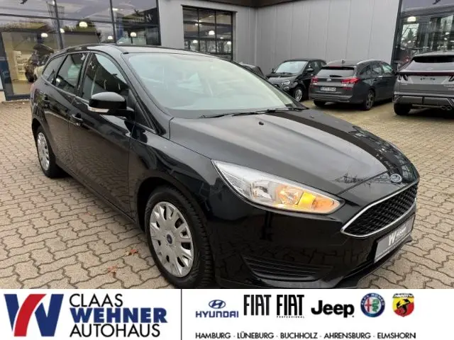 Photo 1 : Ford Focus 2015 Petrol