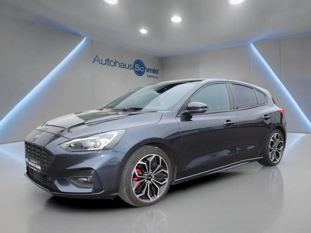 Photo 1 : Ford Focus 2020 Essence