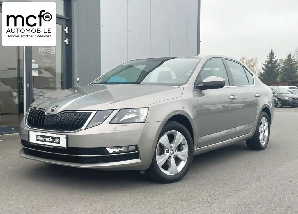 Photo 1 : Skoda Octavia 2019 Petrol