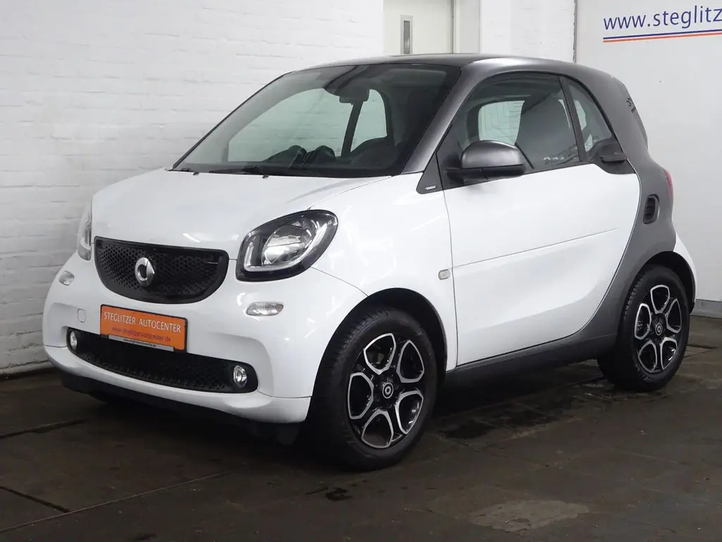 Photo 1 : Smart Fortwo 2019 Petrol