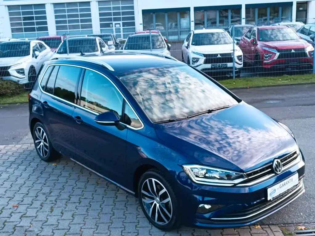 Photo 1 : Volkswagen Golf 2020 Petrol