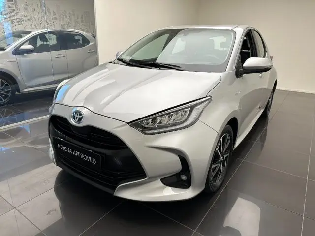 Photo 1 : Toyota Yaris 2021 Hybrid