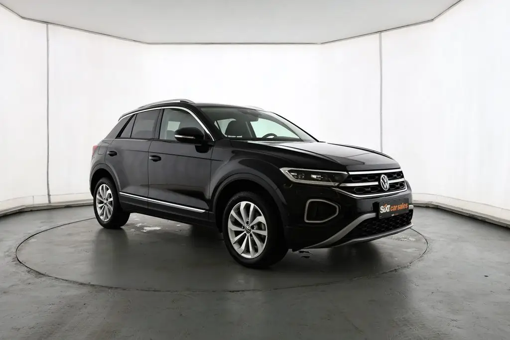 Photo 1 : Volkswagen T-roc 2023 Petrol