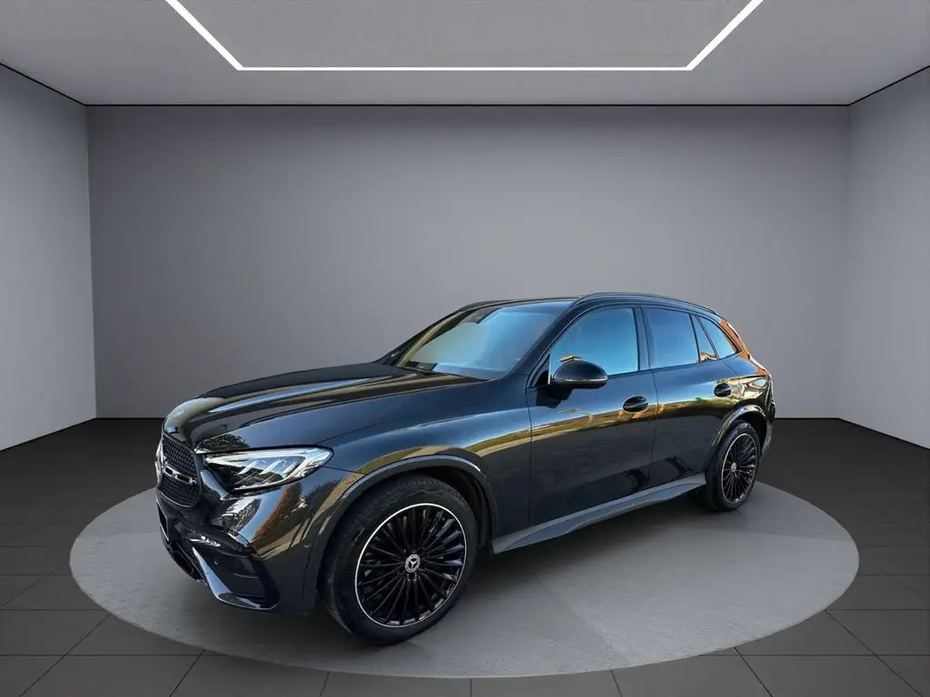 Photo 1 : Mercedes-benz Classe Glc 2023 Petrol