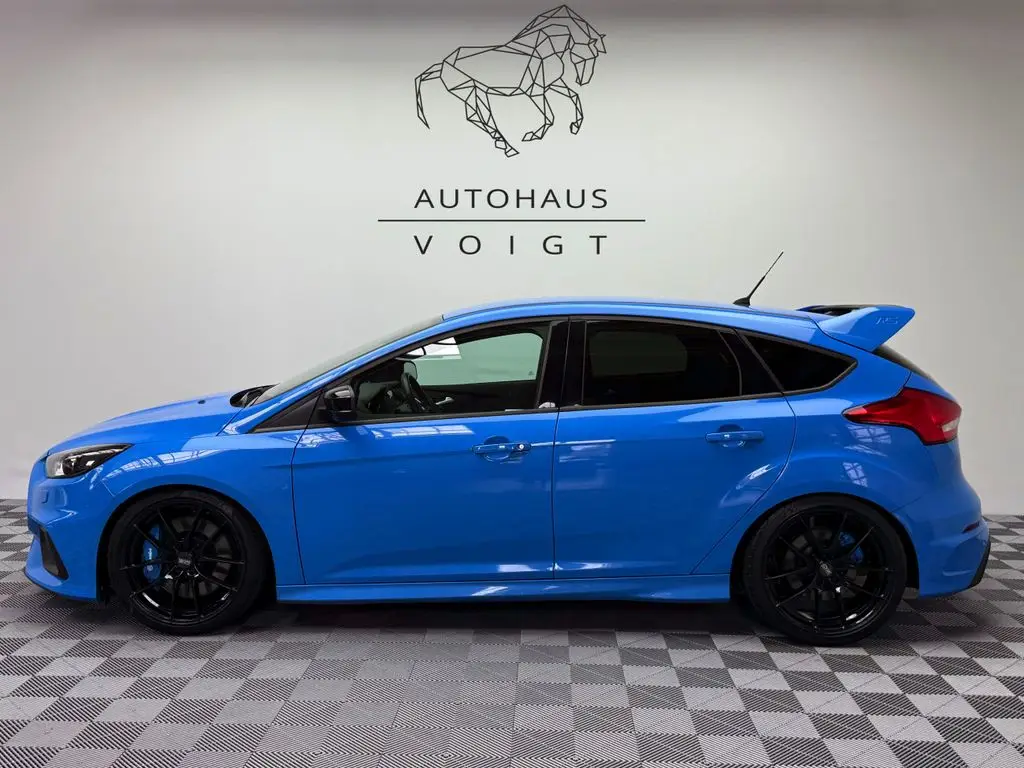 Photo 1 : Ford Focus 2018 Petrol