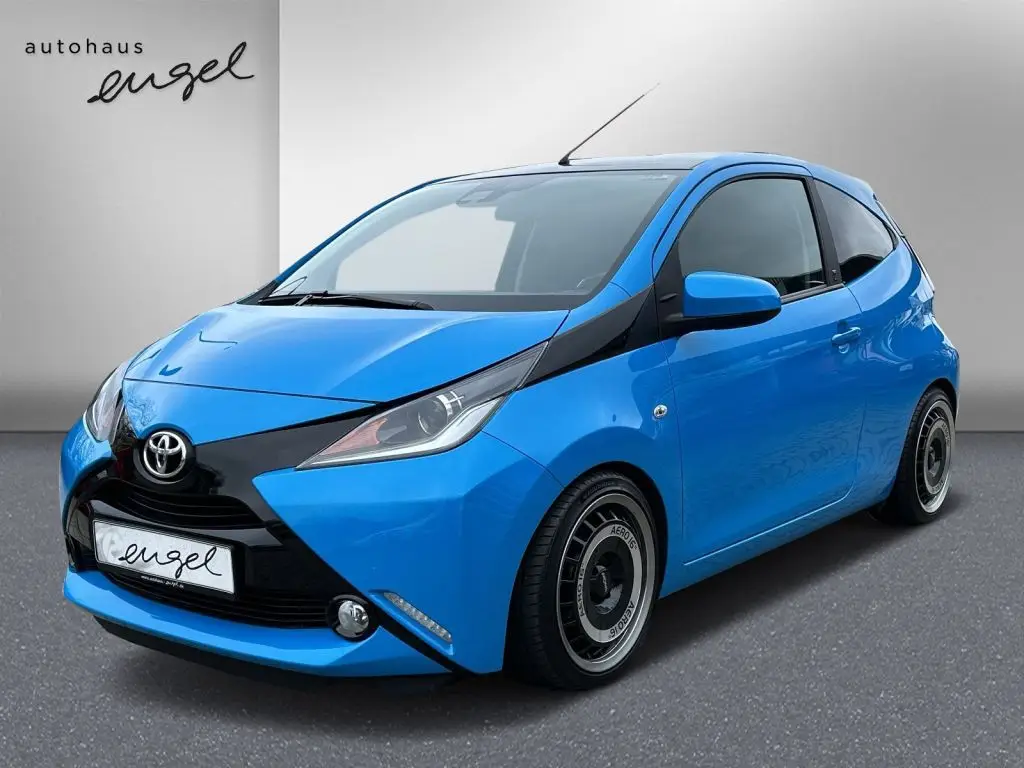 Photo 1 : Toyota Aygo X 2018 Essence