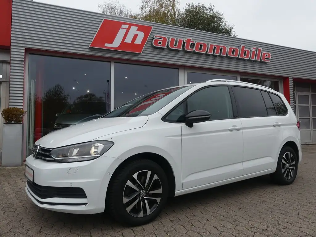 Photo 1 : Volkswagen Touran 2019 Petrol