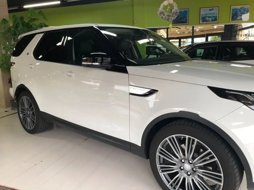 Photo 1 : Land Rover Discovery 2018 Diesel