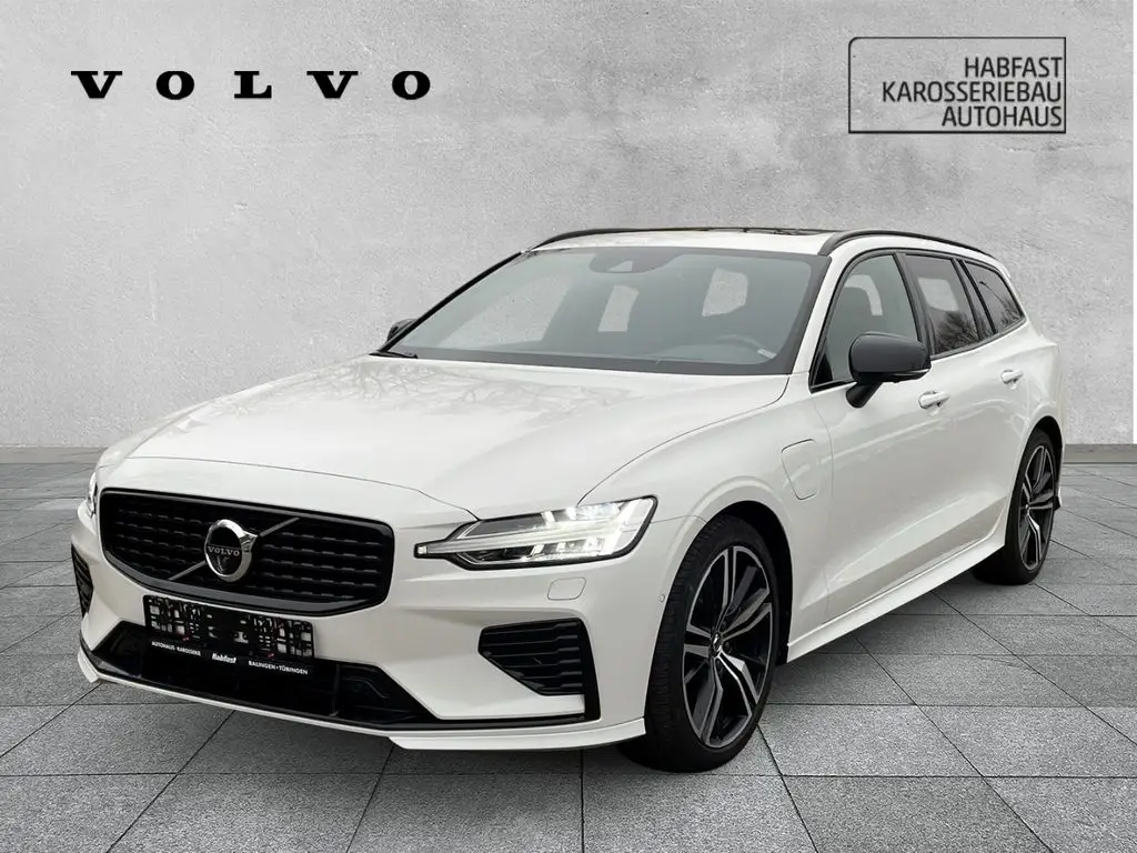 Photo 1 : Volvo V60 2021 Hybride