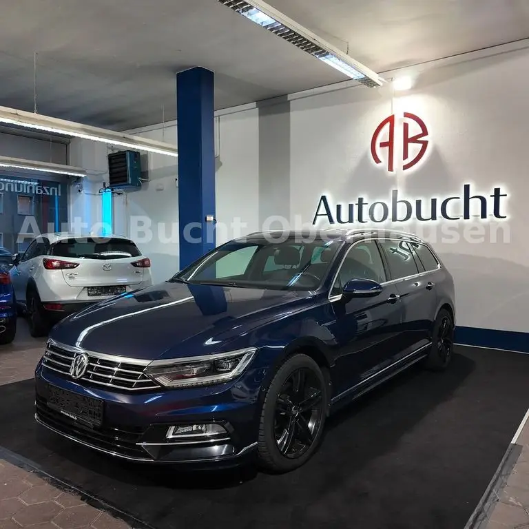 Photo 1 : Volkswagen Passat 2018 Diesel