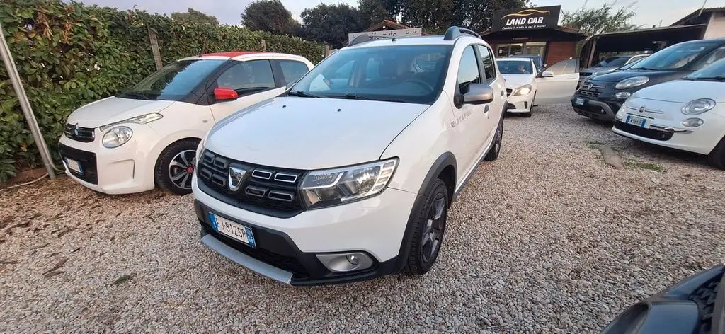 Photo 1 : Dacia Sandero 2017 Diesel