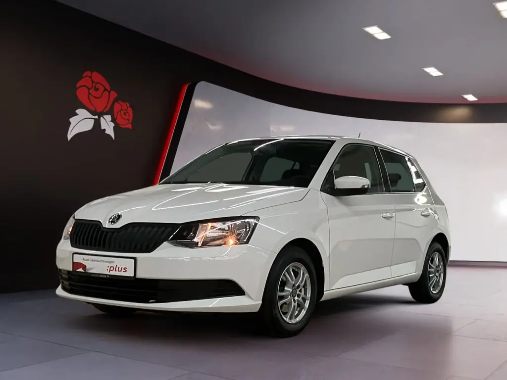 Photo 1 : Skoda Fabia 2015 Essence