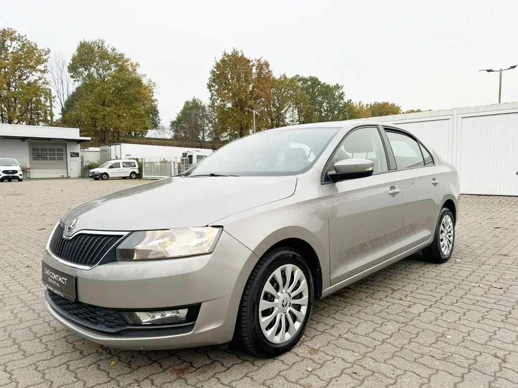 Photo 1 : Skoda Rapid 2019 Petrol