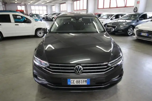 Photo 1 : Volkswagen Passat 2021 Diesel