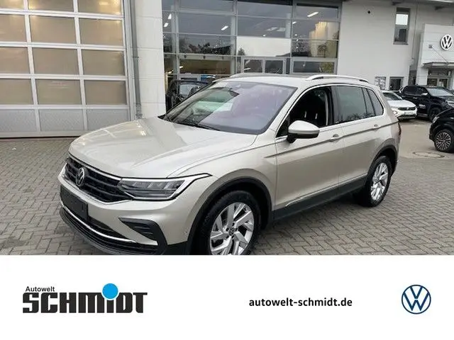 Photo 1 : Volkswagen Tiguan 2024 Petrol