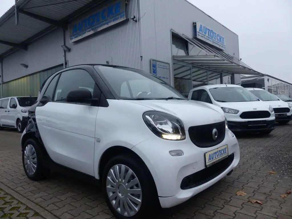 Photo 1 : Smart Fortwo 2019 Essence