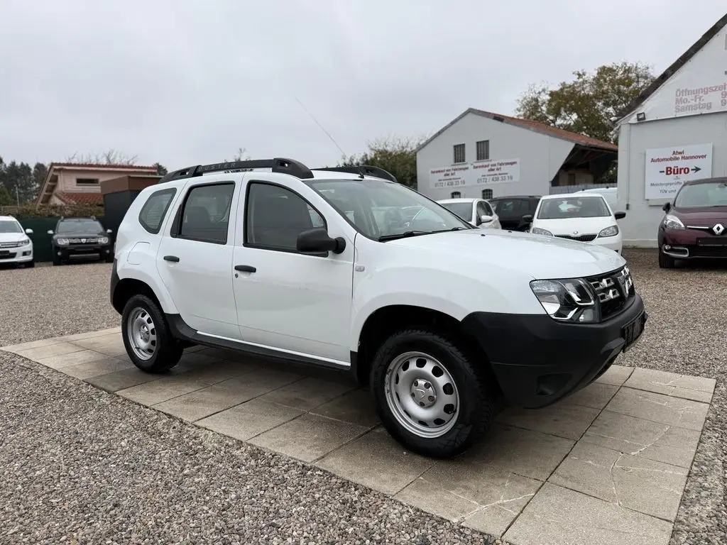 Photo 1 : Dacia Duster 2015 Petrol