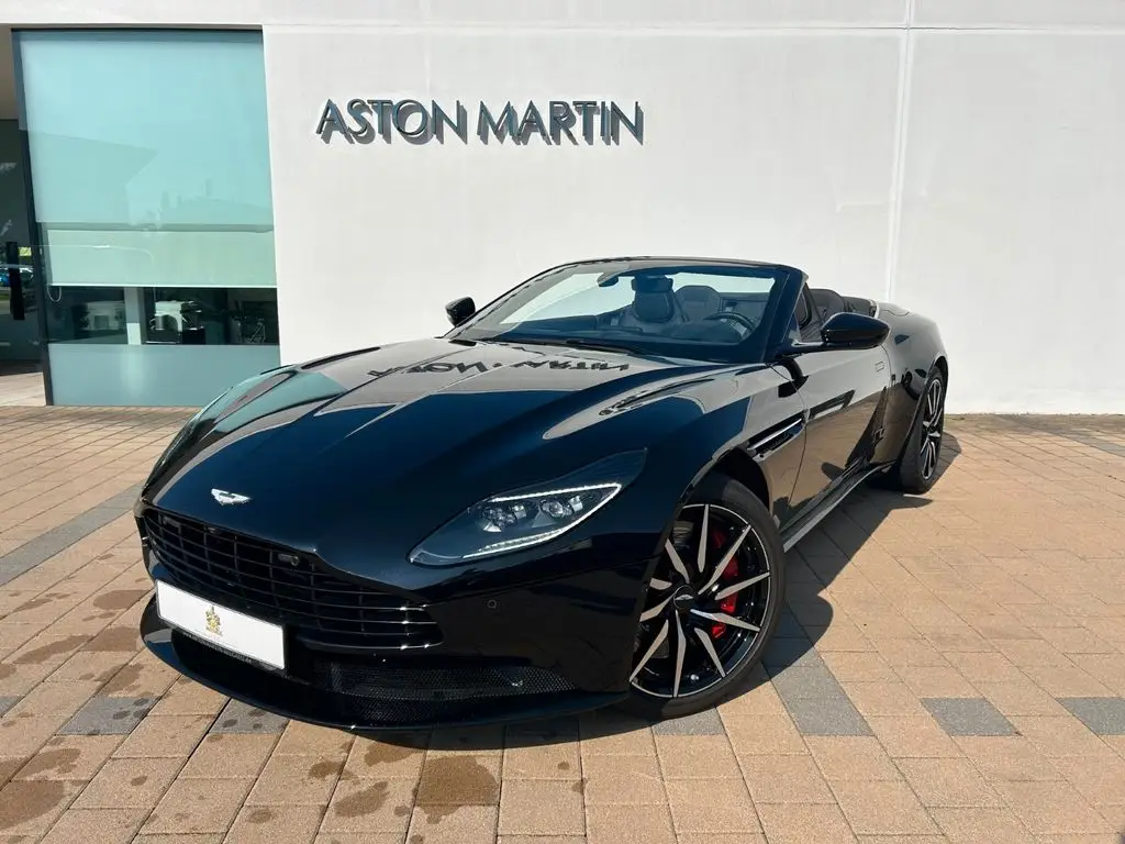 Photo 1 : Aston Martin Db11 2024 Essence