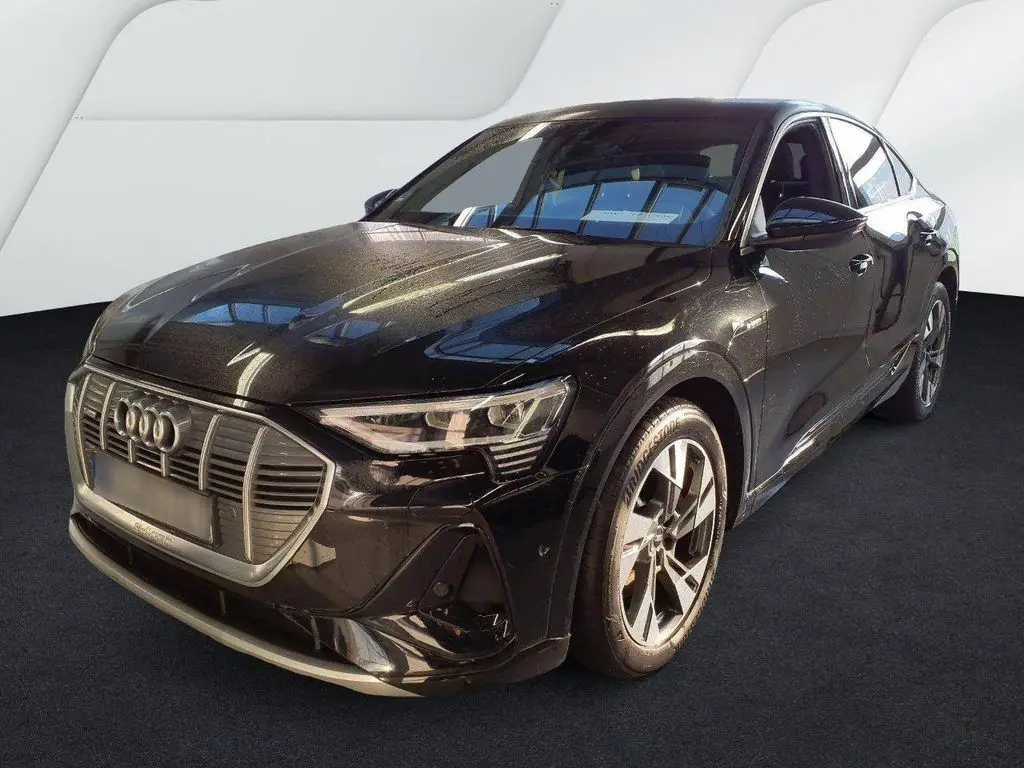 Photo 1 : Audi E-tron 2022 Not specified