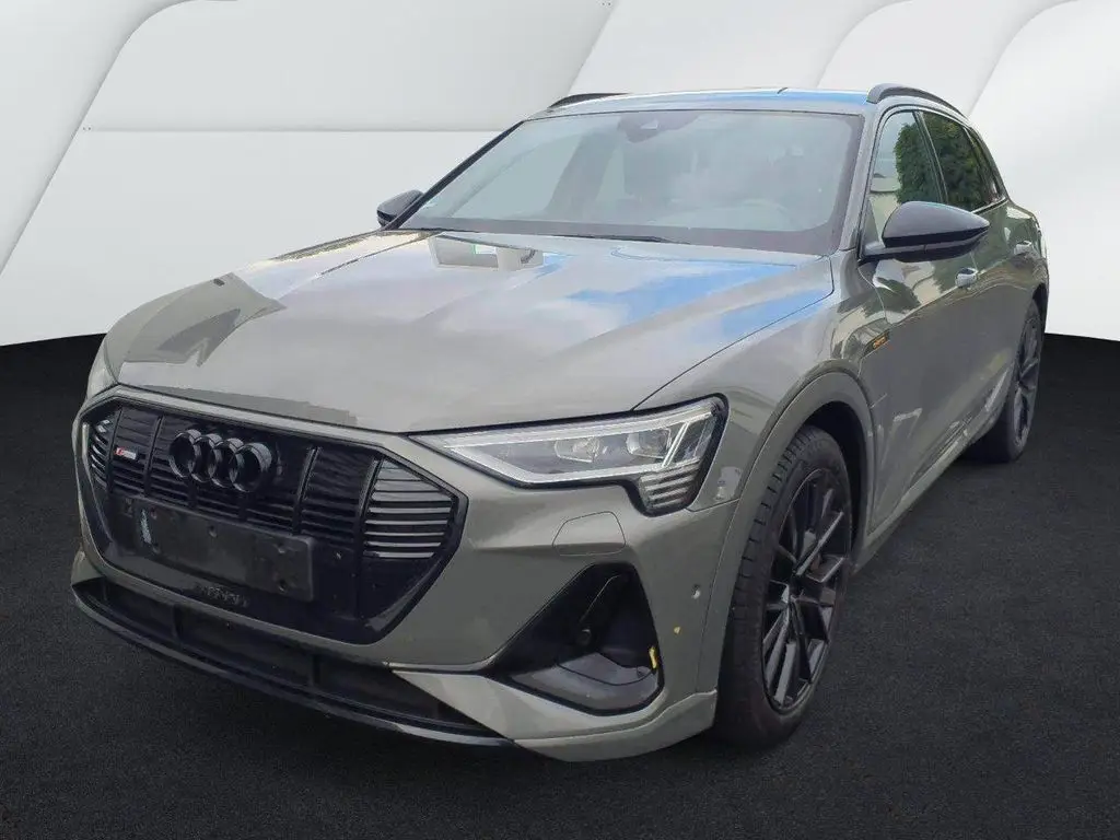 Photo 1 : Audi E-tron 2022 Not specified