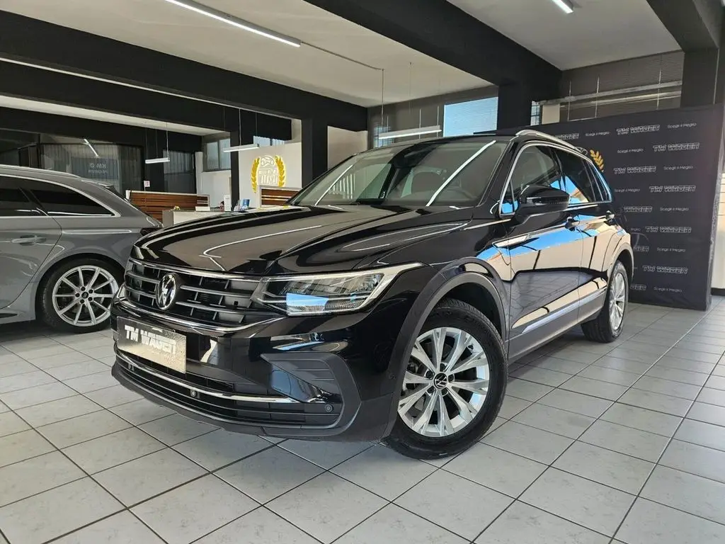 Photo 1 : Volkswagen Tiguan 2023 Diesel