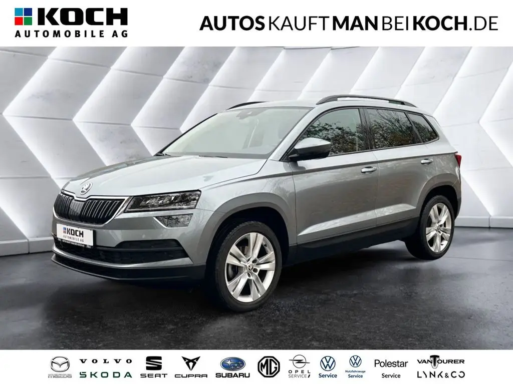 Photo 1 : Skoda Karoq 2020 Essence