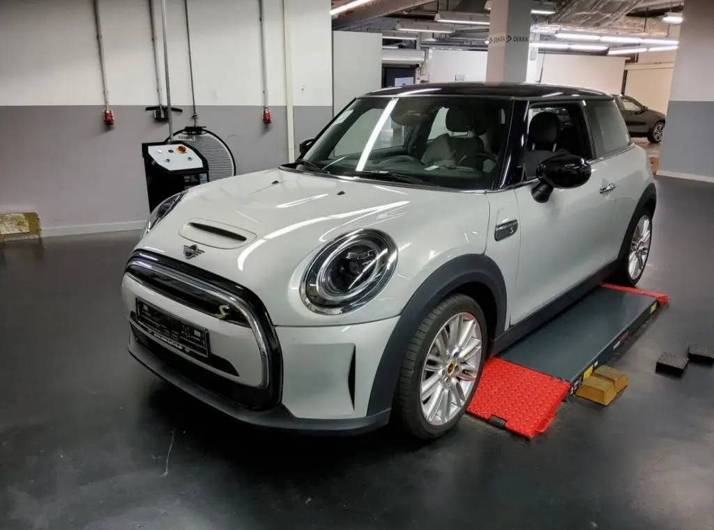 Photo 1 : Mini Cooper 2021 Not specified