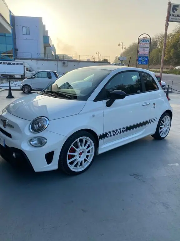 Photo 1 : Abarth 595 2018 Essence