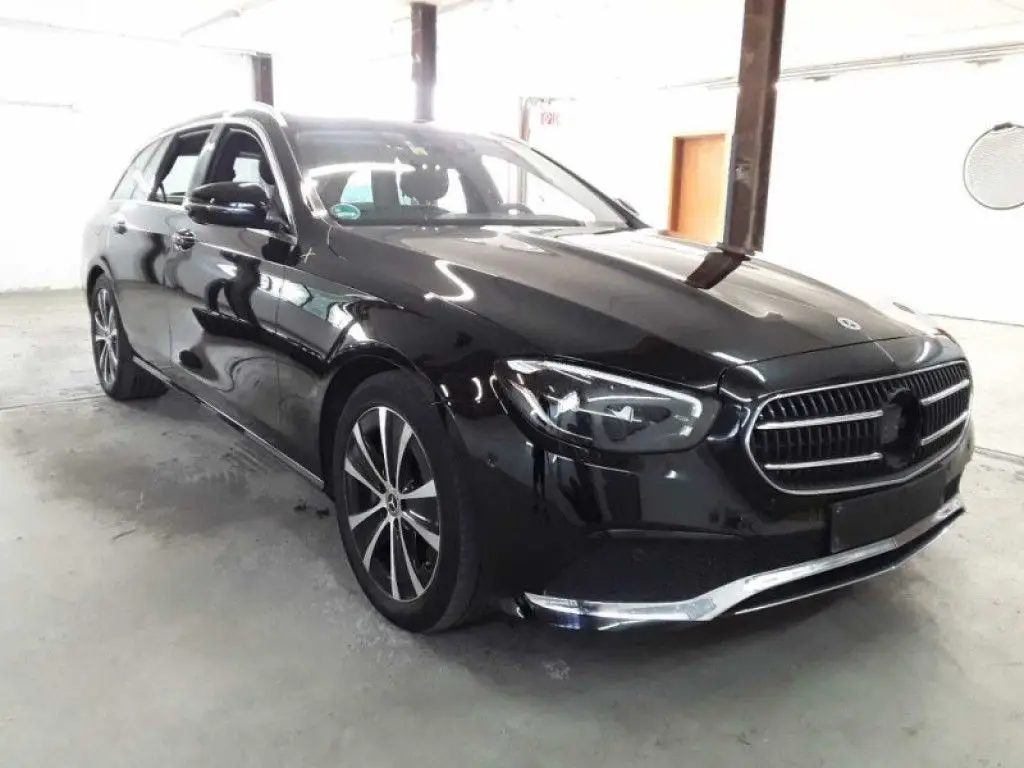 Photo 1 : Mercedes-benz Classe E 2021 Hybrid