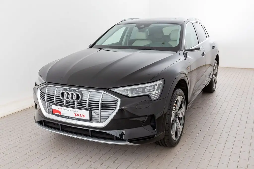 Photo 1 : Audi E-tron 2021 Not specified