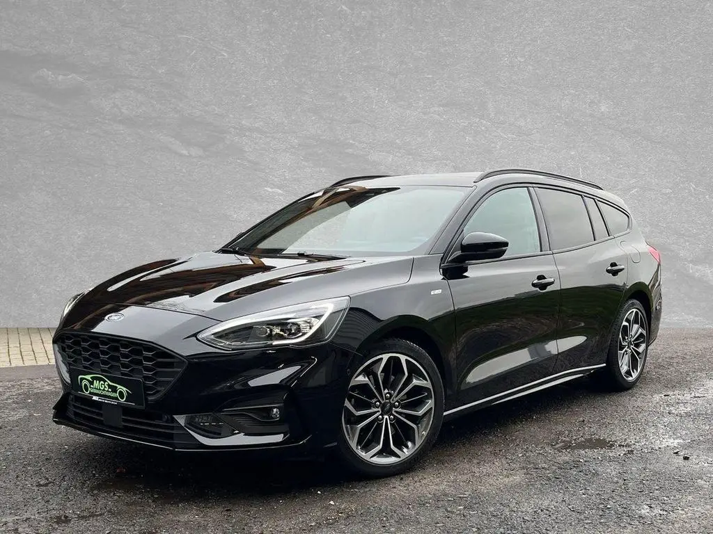 Photo 1 : Ford Focus 2020 Petrol