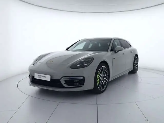 Photo 1 : Porsche Panamera 2024 Hybrid