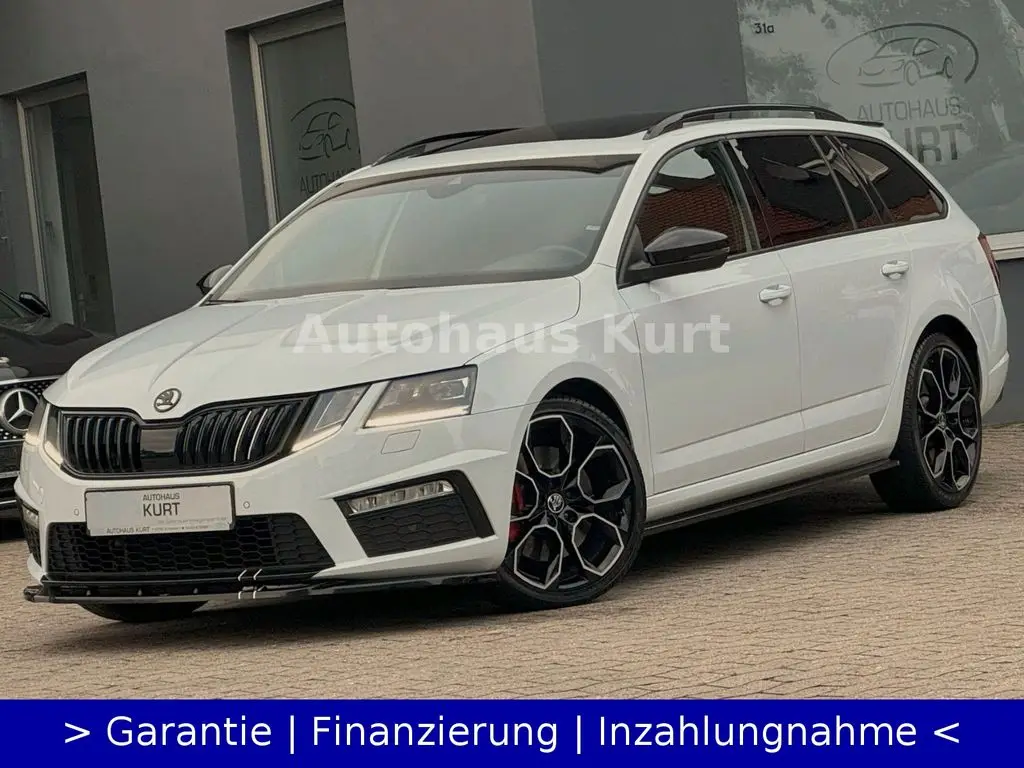 Photo 1 : Skoda Octavia 2018 Petrol