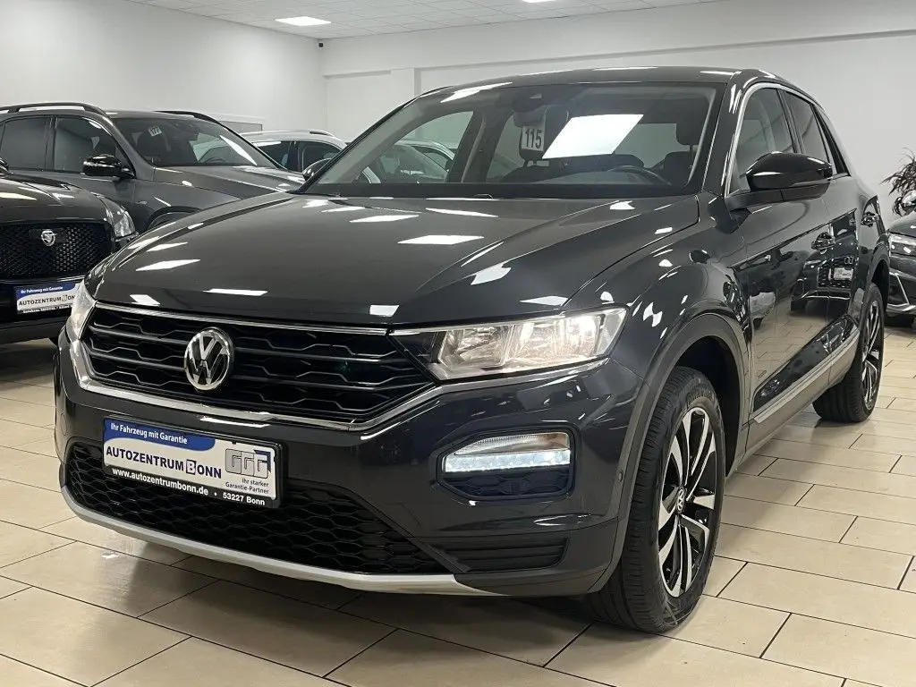 Photo 1 : Volkswagen T-roc 2020 Petrol