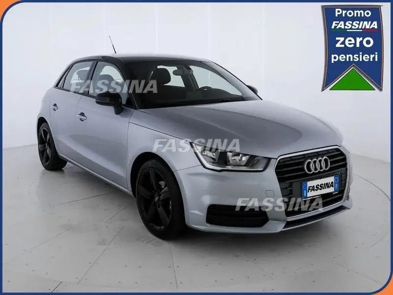 Photo 1 : Audi A1 2015 Diesel