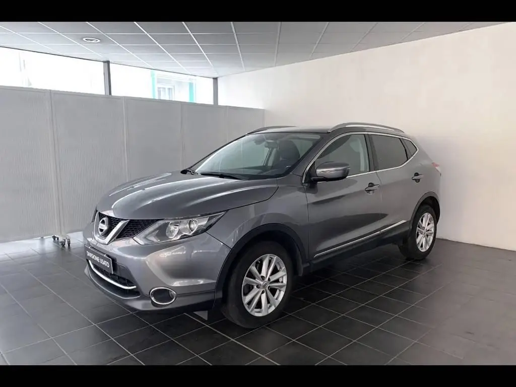 Photo 1 : Nissan Qashqai 2015 Diesel