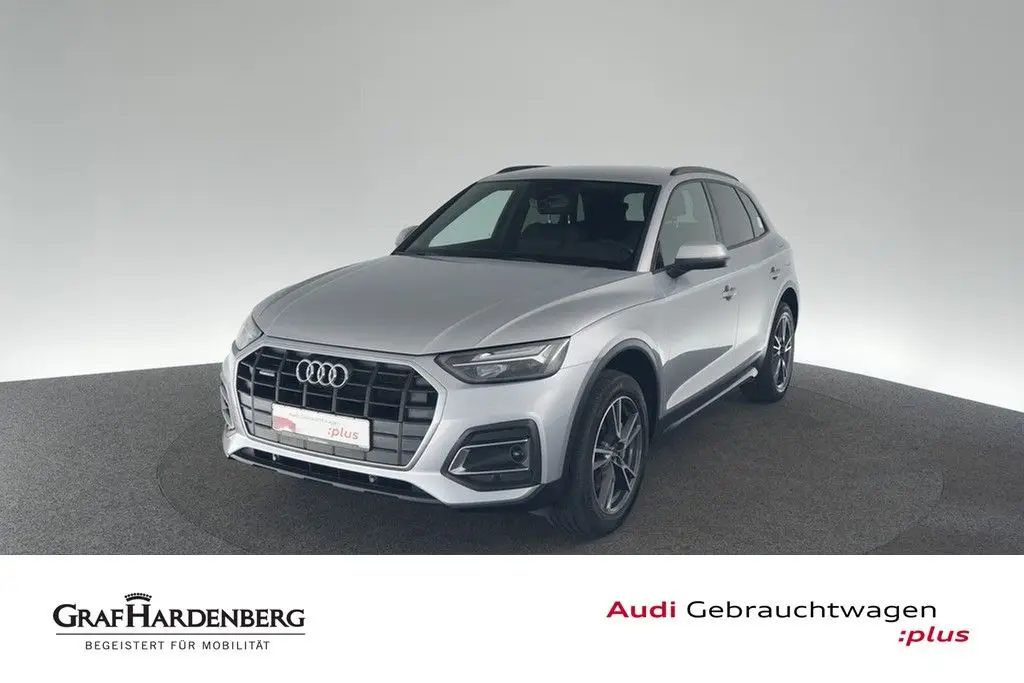 Photo 1 : Audi Q5 2021 Hybrid