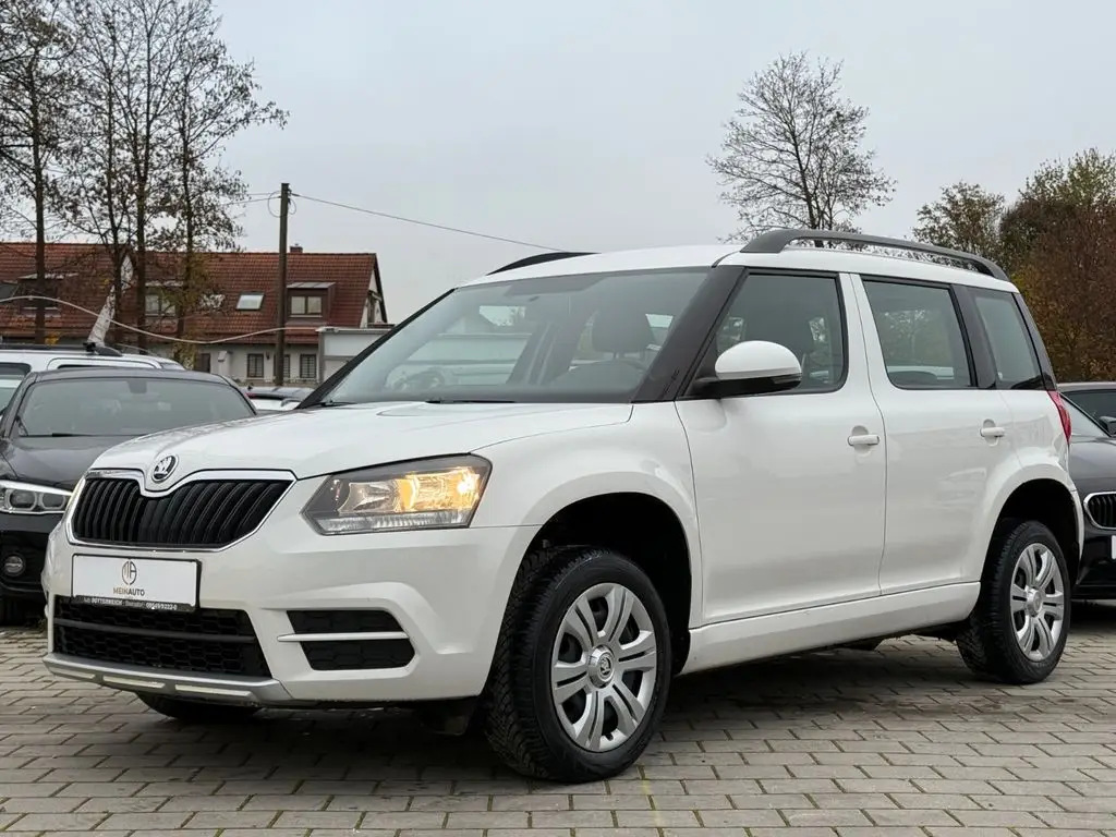 Photo 1 : Skoda Yeti 2016 Petrol