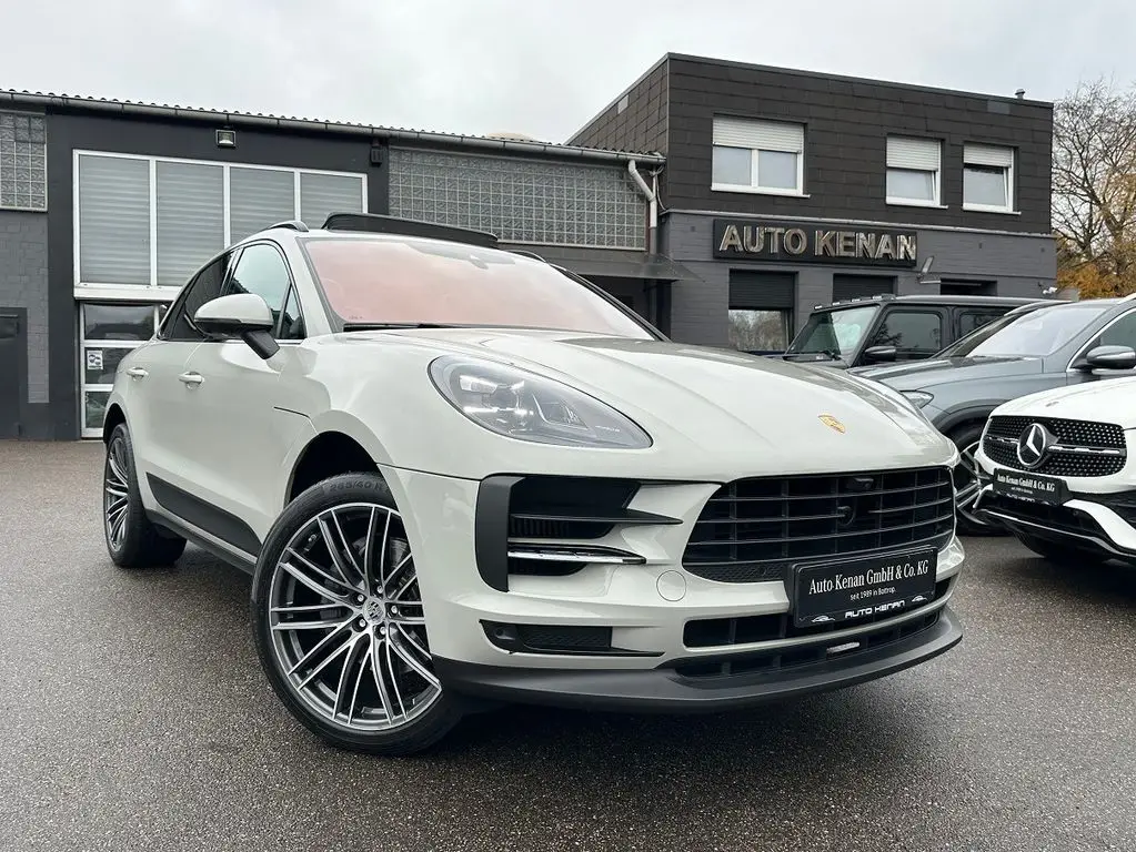 Photo 1 : Porsche Macan 2019 Petrol