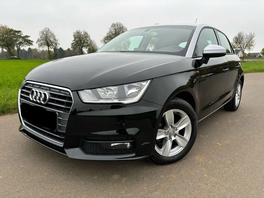 Photo 1 : Audi A1 2015 Petrol