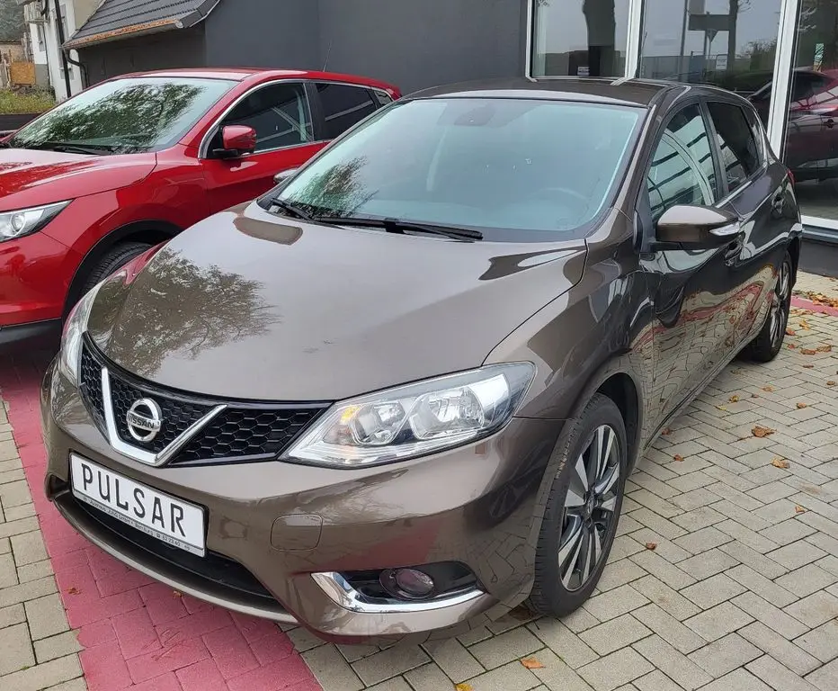 Photo 1 : Nissan Pulsar 2018 Petrol