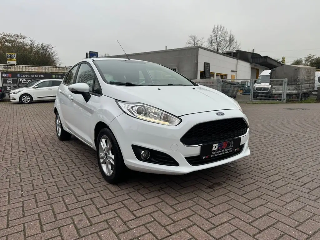 Photo 1 : Ford Fiesta 2016 Diesel