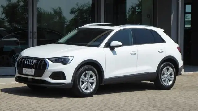 Photo 1 : Audi Q3 2020 Hybride