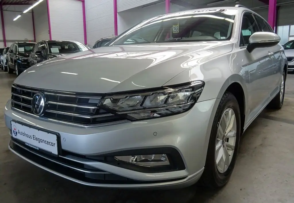 Photo 1 : Volkswagen Passat 2021 Diesel