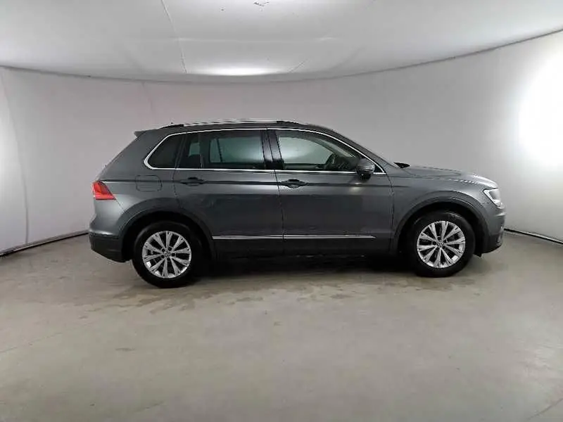 Photo 1 : Volkswagen Tiguan 2020 Diesel