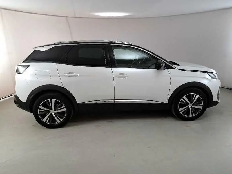 Photo 1 : Peugeot 3008 2021 Diesel