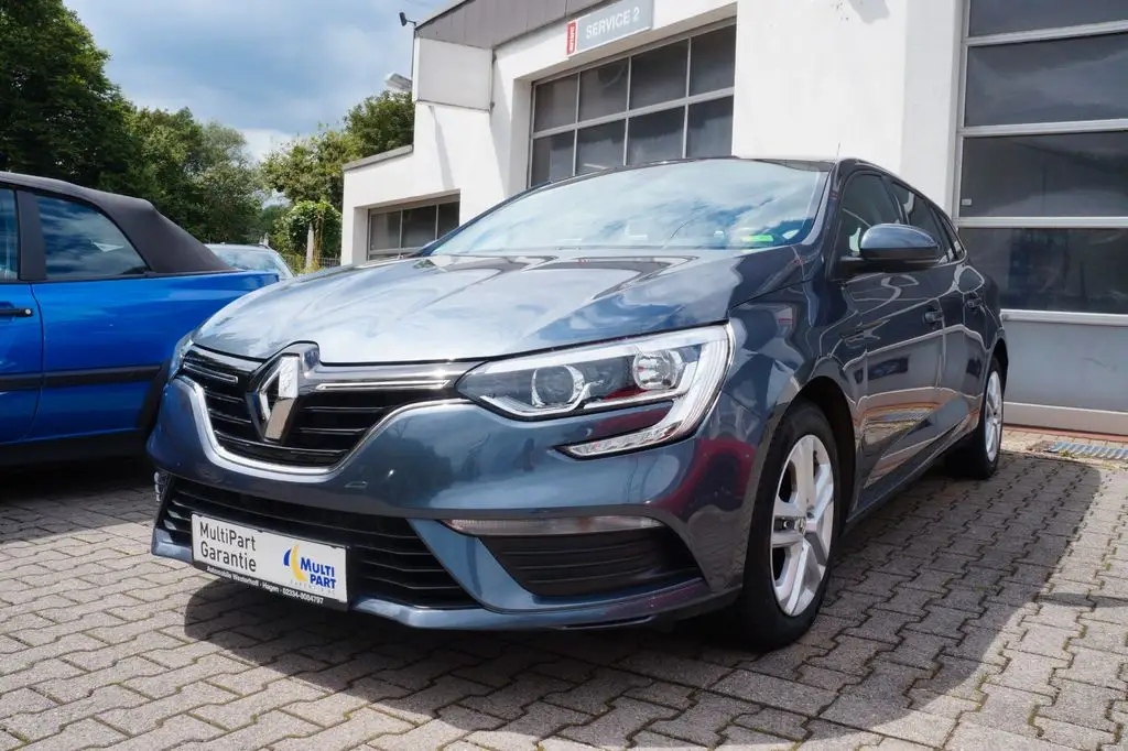 Photo 1 : Renault Megane 2018 Petrol