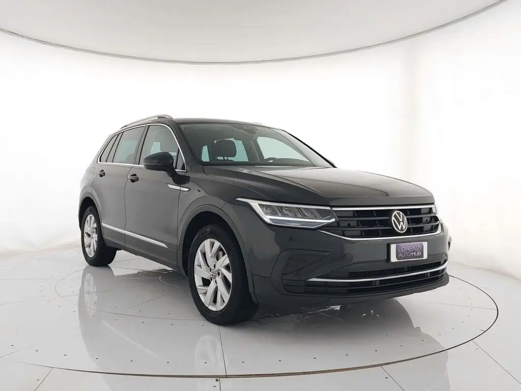 Photo 1 : Volkswagen Tiguan 2021 Diesel